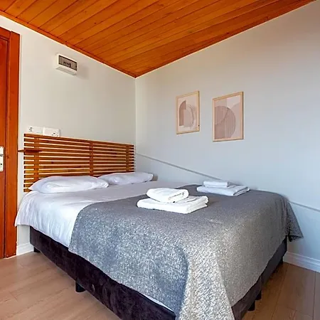 Koala Hotel *
